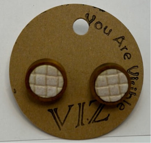 Wood Studs w/ Speckled Off White