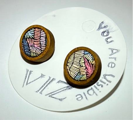 Wood Studs w/ Pink Paisley Pattern